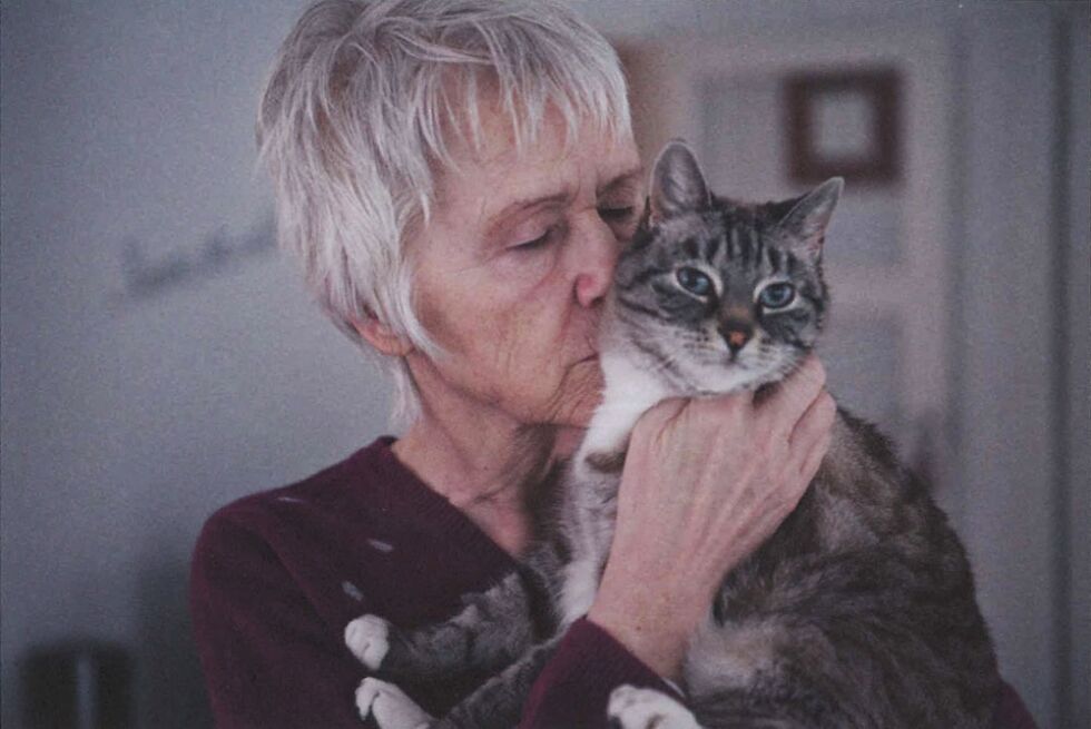 Katten ble en viktig trøst for Anne Kari Eid det siste året hun levde.
 Foto: Martin Slottemo Lyngstad