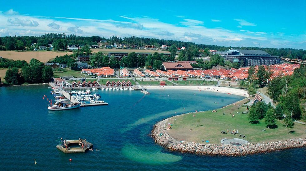 Oslofjord Convention Center, tidligere kalt Brunstad konferansesenter, i Vestfold er for det meste bygget opp på dugnad av medlemmer i Smiths venner.
 Foto: Wikimedia commons@Dorothy Vedvik, Oslofjord Convention Center AS