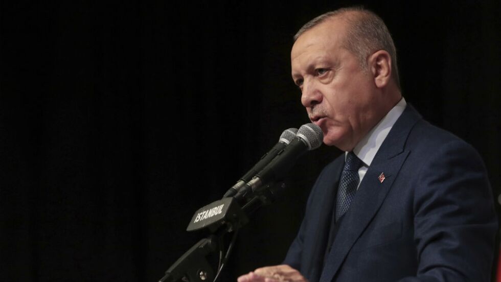 President Recep Tayyip Erdogan mener Frankrike og andre land som hevder at Det osmanske riket begikk folkemord mot armenerne, bør feie for egen dør.
 Foto:  AP / NTB scanpix