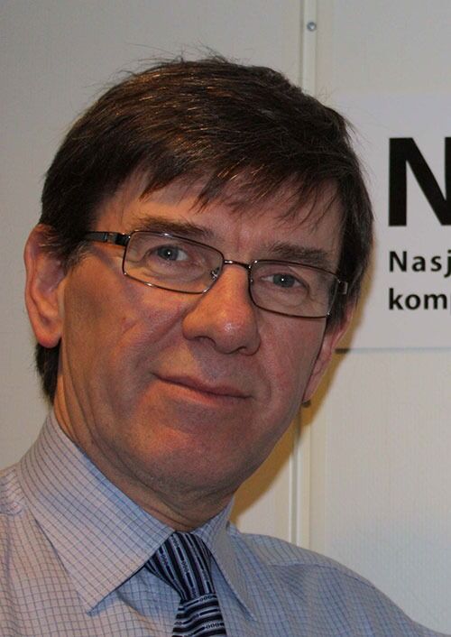 Direktør Vinjar Fønnebø ved Nafkam lover å bli tydeligere på hvorvidt alternative behandlingsformer har effekt, og ikke minst om de er farlige eller ikke.
 Foto: Universitetet i Tromsø