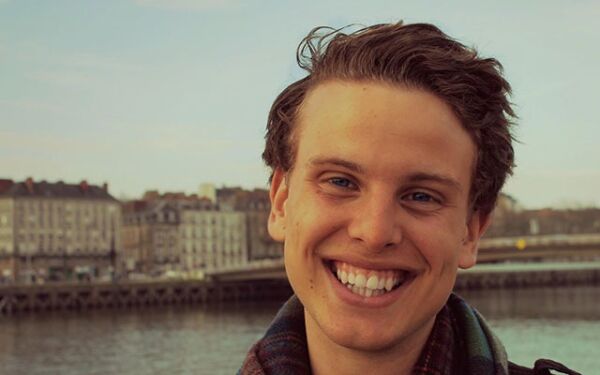 HEF hyrer inn Jakob som taler