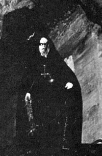 Øystein "Euronymous" Aarseth var norsk black metals gudfar. Fotogen var han også. Her på et promobilde for Mayhem fra 1991.