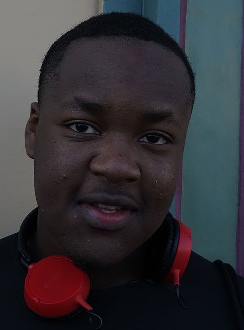 – Omskjæring er tross alt det normale, så jeg vil nok velge det, sier 18 år gamle Andre Johnson.
 Foto: Even Gran