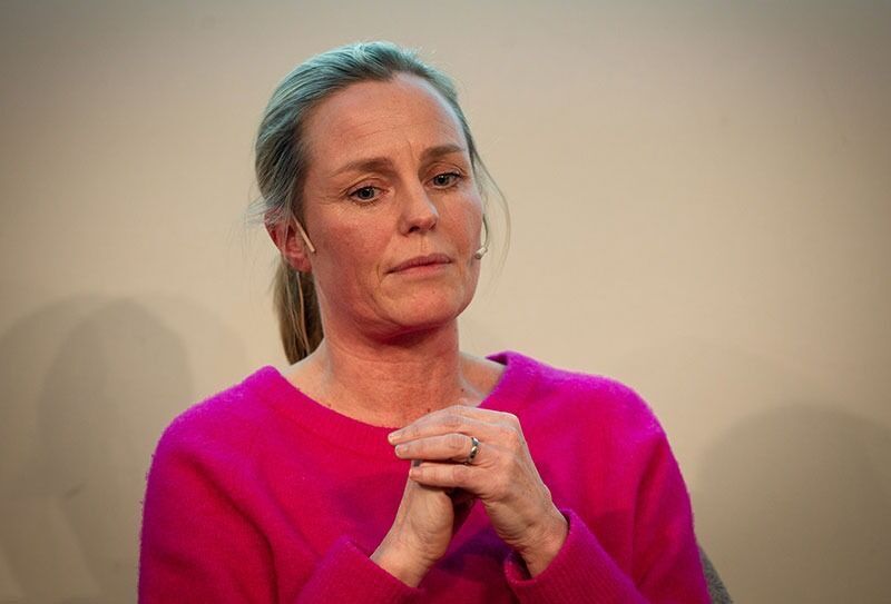 Under boklanseringen sist onsdag fortalte Solveig Kloppen hvordan hun først mistet moren og så søsteren sin i selvmord rett etterpå. 
 Foto: Arnfinn Pettersen