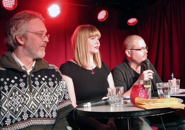 Halvard Hårklau, Marit Simonsen og Gunnar Tjomlid satt i panelet.
 Foto: Even Gran
