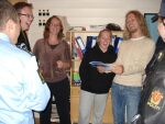 2008 – Leirledelsen forbereder en overraskelse for deltagerne med rollespill-gruppen Refugee. Foto: Mari-Marthe Apenes