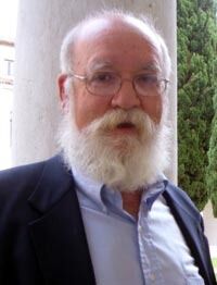 Daniel C. Dennett mener religion spres takket være mottakelige vertsorganismer, og utvikler seg gjennom naturlig seleksjon.
