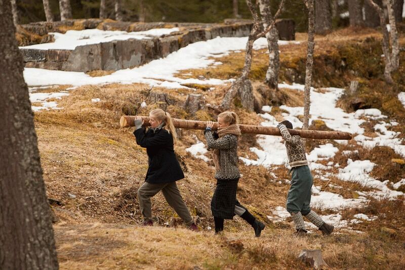 Arbeidsleir: Ungdommene ble satt i hardt kroppsarbeid.
 Foto: Eivind Skorstad