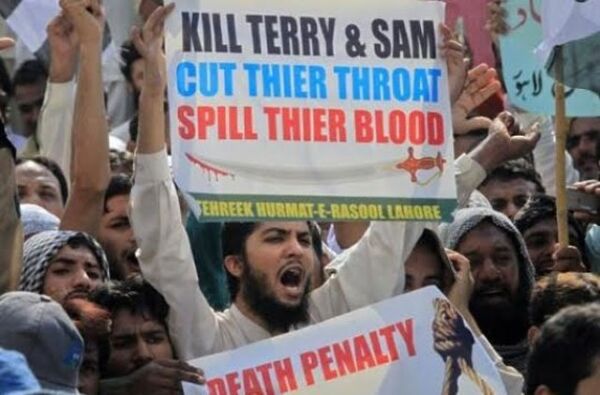 Dømt til døden for Innocence of muslims
