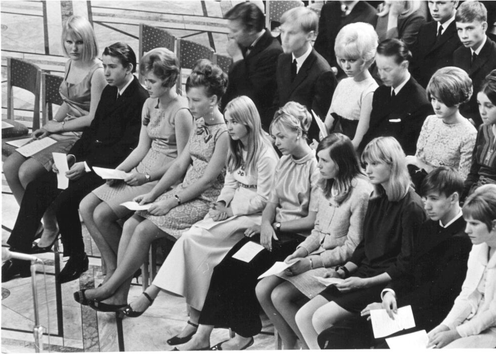 Konfirmanter i Oslo rådhus på 60-tallet – noen som kjenner seg/noen igjen?
 Foto: Arkivfoto