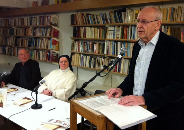 Rudi Kessel la fram boka si "Hva skal vi med religion" på Litteraturhuset i Oslo i dag.
 Foto: Even Gran