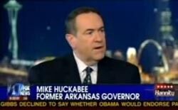 Tidligere guvernør i Arkansas, Mike Huckabee, er kritisk til at Obama åpner dørene for de ikke-troende, i et intervju med Fox news' Sean Hannity. Se innslaget.