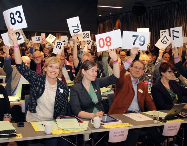 64 mot 51 stemte for at kirken fortsatt skal si nei til homoekteskap. Bilde fra Kirkemøtet 2014 som avsluttes i dag.
 Foto: Kirken.no