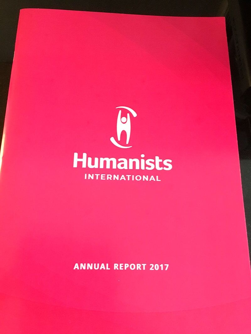Det er ikke stort vi har sett til den nye profilen så langt, men slik ser omslaget på IHEUs årsrapport for 2017 ut.