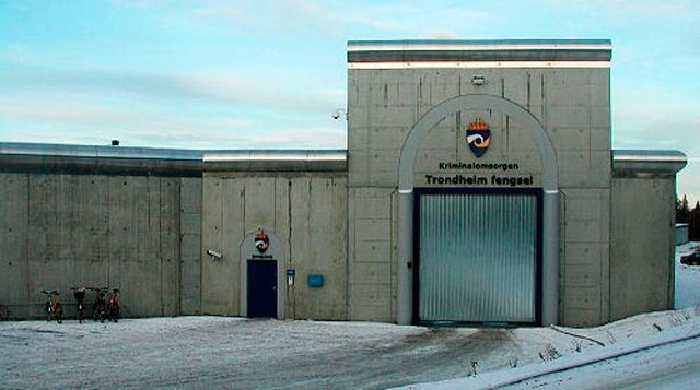 I Trondheim fengsel blir man låst inn på cella hvis man ikke vil være med på gudstjeneste.
 Foto: Kriminialomsorgen.no