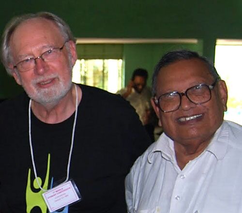 Levi Fragell og Lavanam under World Atheist Conference i Vijayawada i januar 2009.
 Foto: Even Gran