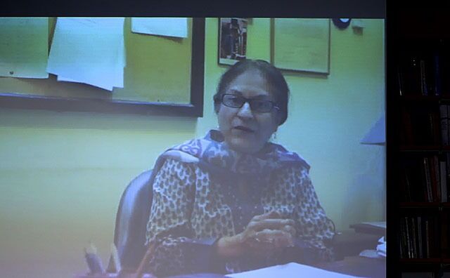 Prisvinner Asma Jahangir hadde ikke mulighet til å komme til Oslo for å motta prisen, så publikum måtte ta til takke med en litt hanglete Skype-linje fra Pakistan.