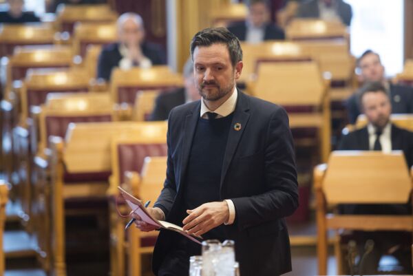 Ulstein ville ikke svare på om han fordømmer Trumps abortinnstramninger