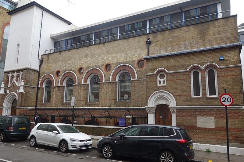 Huset IHEU og Humanists UK holder til i var opprinnelig en baptistkirke. Huset ble bygget om til kontorer for rundt femten år siden.
 Foto: Even Gran