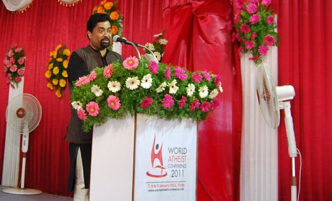 Sanal Edamaruku på talerstolen under World Atheist Conference i den indiske byen Tiruchirappalli i januar 2011.
 Foto: Even Gran