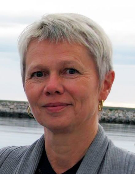 Varaordfører i Vestvågøy kommune, Anne Sand (Sp), ser ingen grunn til å slutte med konfirmasjonsundervisning i skoletida.
 Foto: Senterpartiet