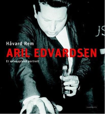 Håvard Rem vokste opp med karismatisk pinsekristendom, og har skrevet bok om predikanten Aril Edvardsen.
