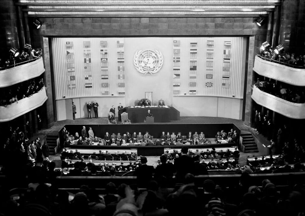 Åpningstalen til rådspresident Vincent Auriol under åpningsseremonien ved FNs tredje sesjon i Paris i 1948, som ble avsluttet 10. desember med tilslutningen til Verdenserklæringen om menneskerettigheter.
 Foto: AFP/NTB Scanpix